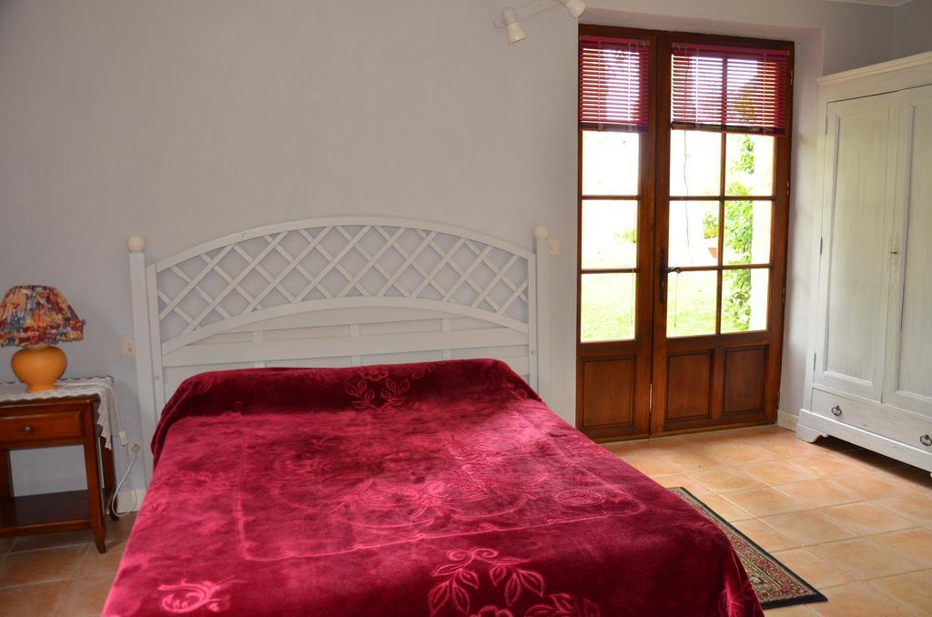 La Gueriniere Bed & Breakfast Cénac-et-Saint-Julien Exterior photo